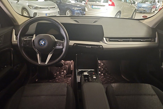 BMW X1 4 of 5