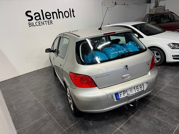 Peugeot 307 9 of 22