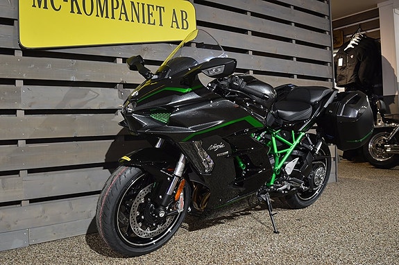 Kawasaki H2 SX SE 2 of 5