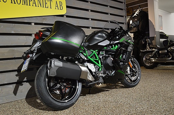 Kawasaki H2 SX SE 5 of 5