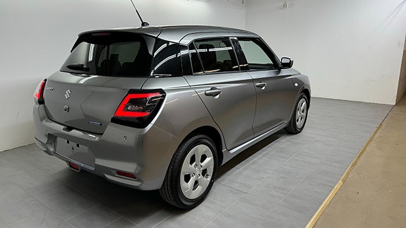 Suzuki Swift 3 of 21