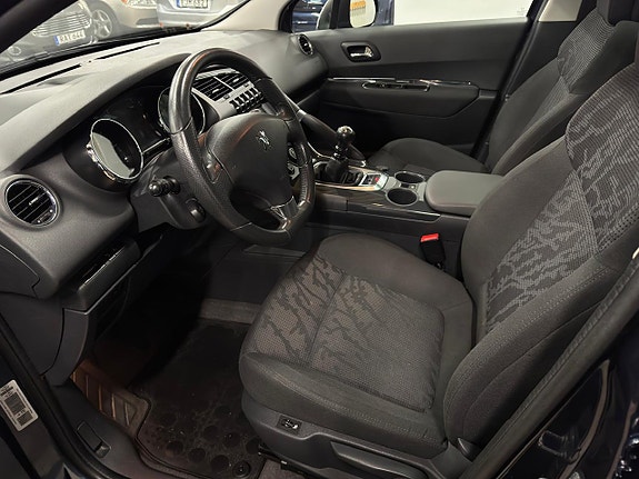 Peugeot 3008 8 of 18