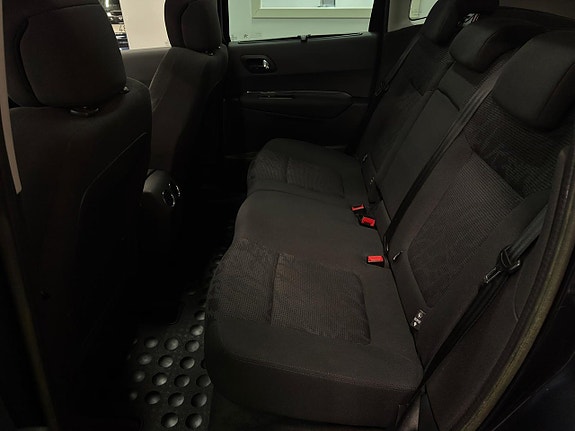 Peugeot 3008 9 of 18