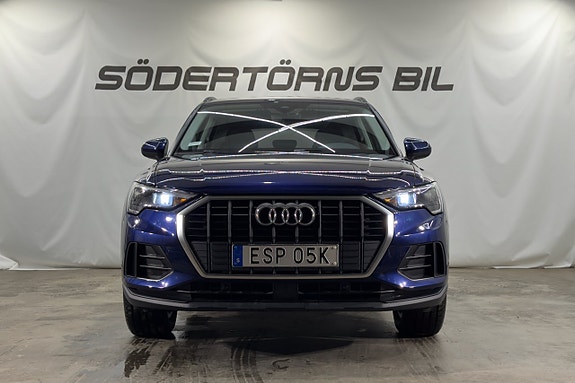 Audi Q3 4 of 5