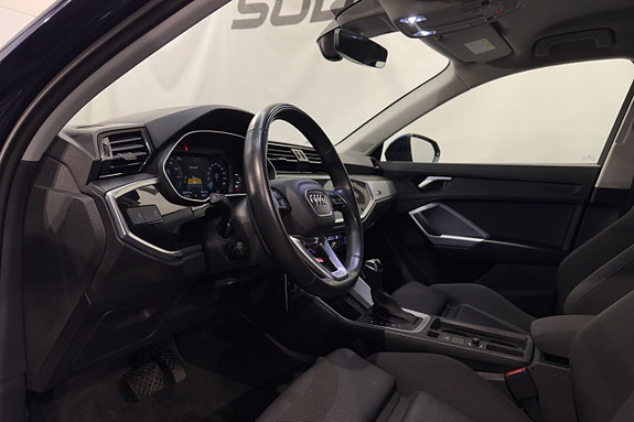 Audi Q3 10 of 21
