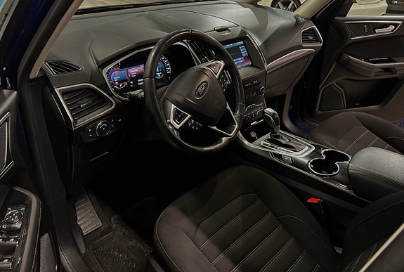 Ford Galaxy 4 of 5