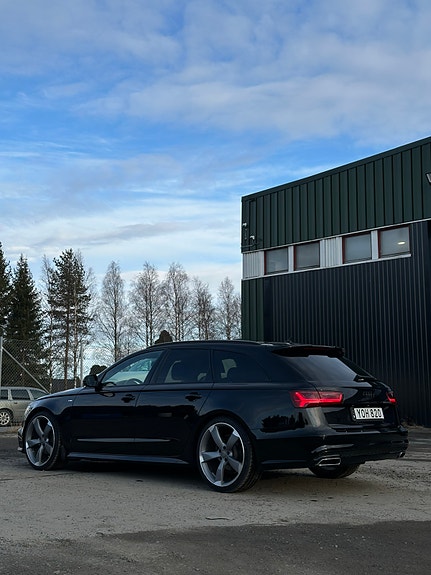 Audi A6 2 of 5