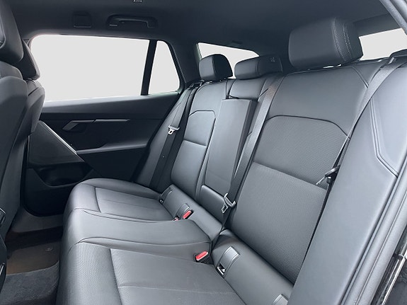 BMW 530e 10 of 19