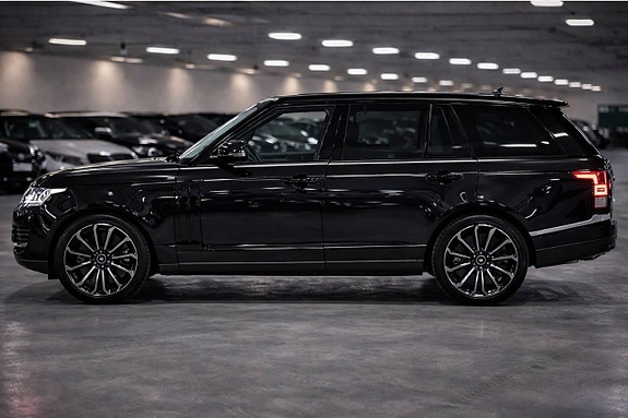 Land Rover Range Rover 2 of 5