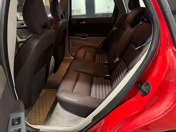 Volvo V50 13 of 14