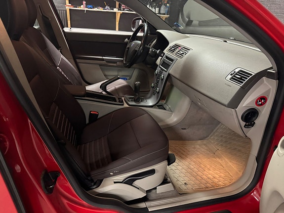 Volvo V50 12 of 14