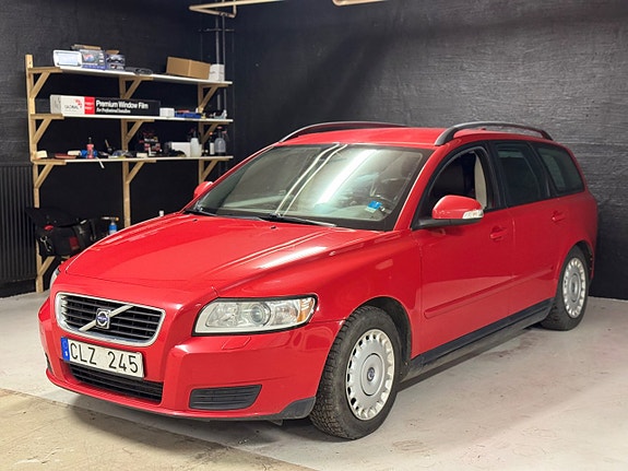 Volvo V50 5 of 14