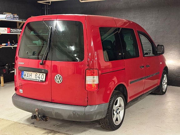 Volkswagen Caddy 8 of 15