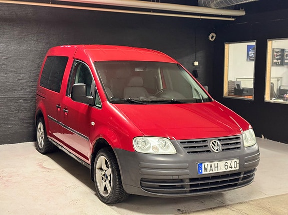 Volkswagen Caddy 4 of 5
