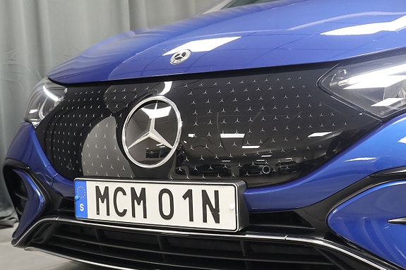 Mercedes-Benz EQE350 5 of 21