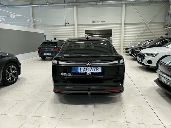 Volkswagen ID.7 6 of 19