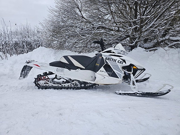 Arctic-cat XF 800 LIMITED 141" ELSTART ENDAST 406MIL