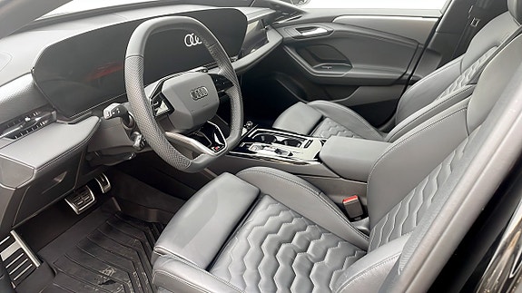 Audi A6 7 of 21