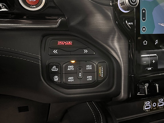 Dodge RAM 1500 28 of 30