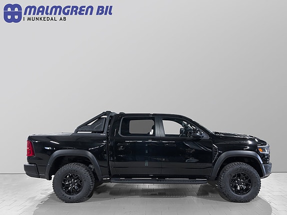 Dodge RAM 1500 2 of 5
