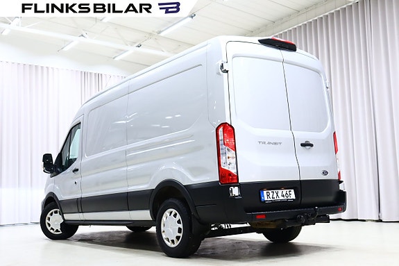 Ford Transit 4 of 5