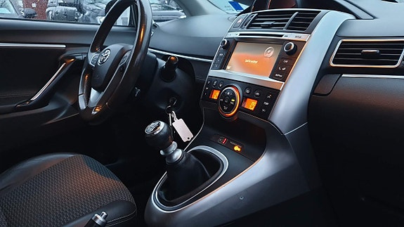 Toyota Verso 10 of 22