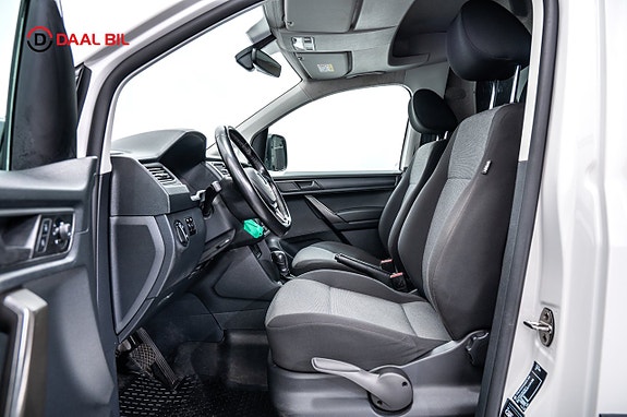 Volkswagen Caddy Maxi 7 of 16
