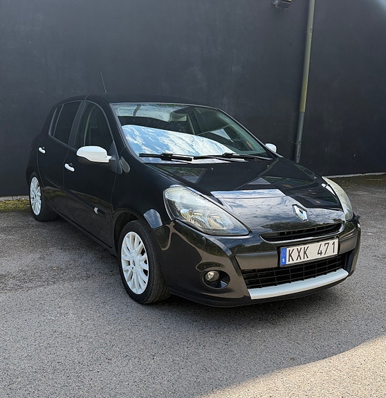 Renault Clio 2 of 5