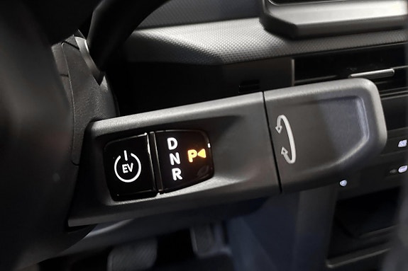 Kia PV5 12 of 16
