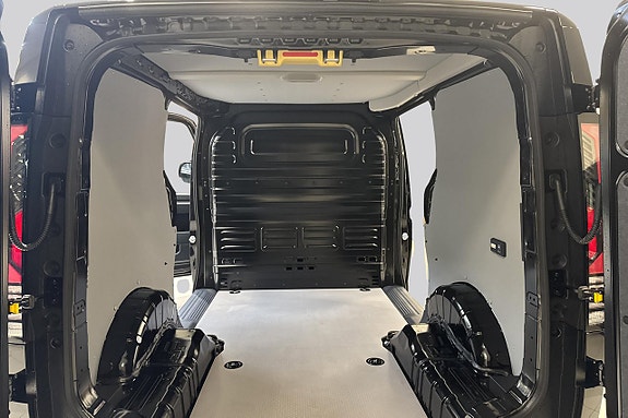 Kia PV5 14 of 16