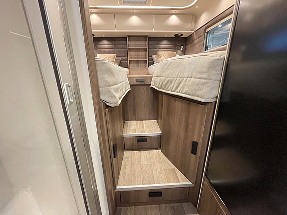 Kabe Novum Compact 720 LGB /B-körkort/ALDE/Mercedes/Face2Face 16 of 30
