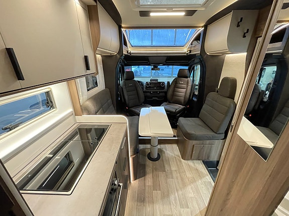 Kabe Novum Compact 720 LGB /B-körkort/ALDE/Mercedes/Face2Face 26 of 30