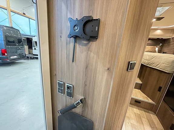 Kabe Novum Compact 720 LGB /B-körkort/ALDE/Mercedes/Face2Face 29 of 30