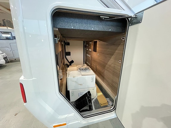 Kabe Novum Compact 720 LGB /B-körkort/ALDE/Mercedes/Face2Face 5 of 30