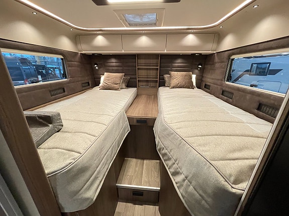 Kabe Novum Compact 720 LGB /B-körkort/ALDE/Mercedes/Face2Face 15 of 30