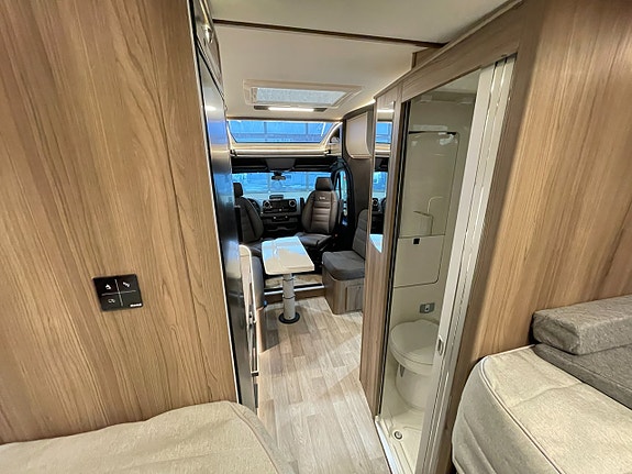 Kabe Novum Compact 720 LGB /B-körkort/ALDE/Mercedes/Face2Face 20 of 30