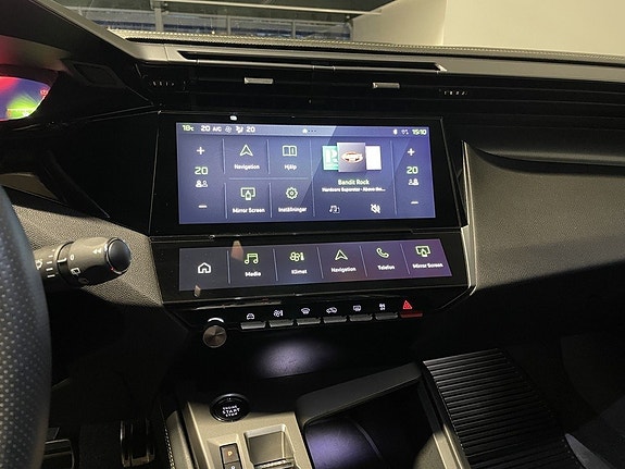Peugeot 308 8 of 15