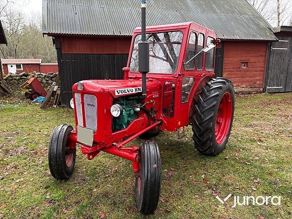 Traktor - B-M Volvo 400