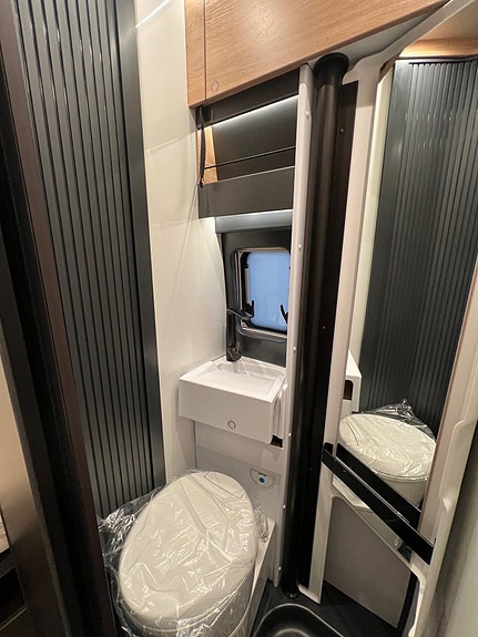 Knaus BOXLIFE 630 ME 10 of 13