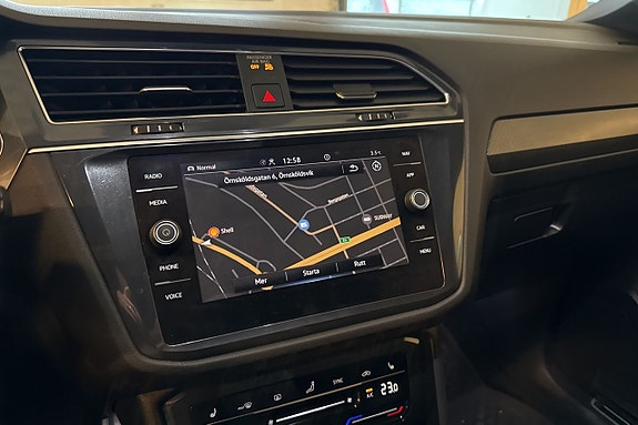 Volkswagen Tiguan Allspace 9 of 17