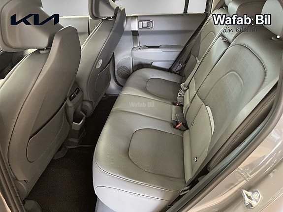 Kia EV3 9 of 16