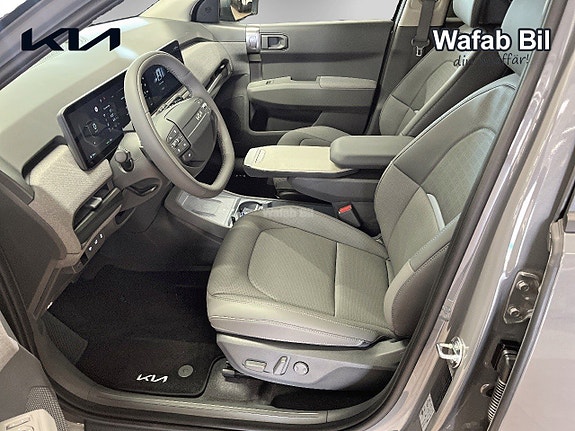Kia EV3 8 of 16