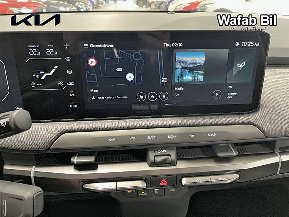 Kia EV3 11 of 16
