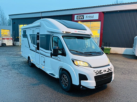 Adria Coral Plus 670 SL - Långbäddar - Automat - Alde - Lyx året runt!