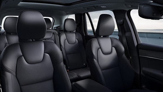 Volvo XC90 9 of 22
