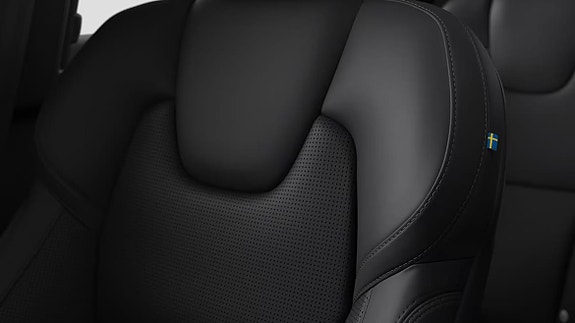 Volvo XC90 6 of 22