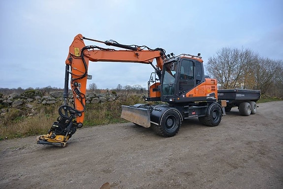 Doosan DX 165 W-5