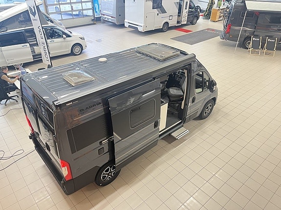 Adria TWIN SUPREME 600 SPB (Aut+Adaptiv+LP+TRUMA D6E+3 500 kg) 5 of 23