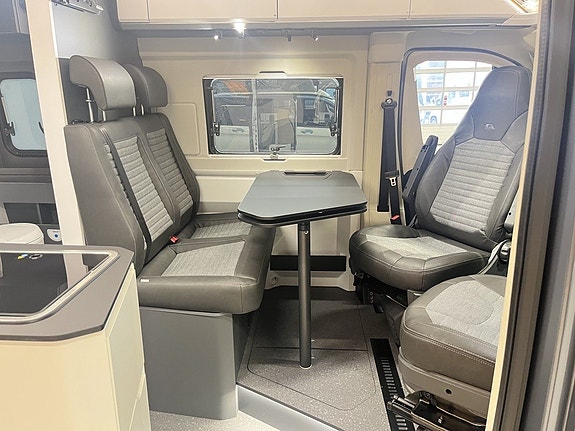 Adria TWIN SUPREME 600 SPB (Aut+Adaptiv+LP+TRUMA D6E+3 500 kg) 9 of 23
