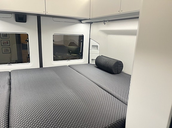 Adria TWIN SUPREME 600 SPB (Aut+Adaptiv+LP+TRUMA D6E+3 500 kg) 16 of 23